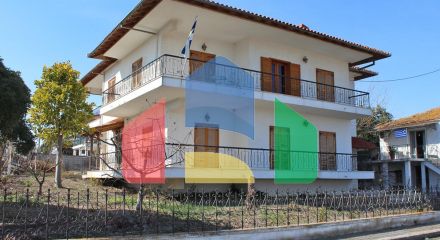 For Sale - Detached house 360 m² on the Olympic Coast