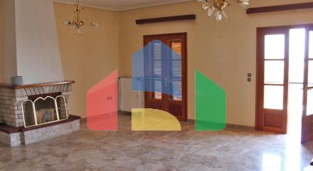 For Sale - Detached house 360 m² on the Olympic Coast