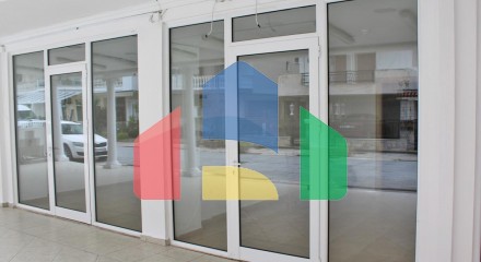 For Sale - Commercial property 81 m² on the Olympic Coast