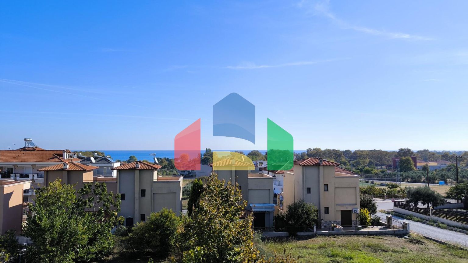 Продажа - Двухуровневая квартира 92 m² на Олимпийской Ривьере