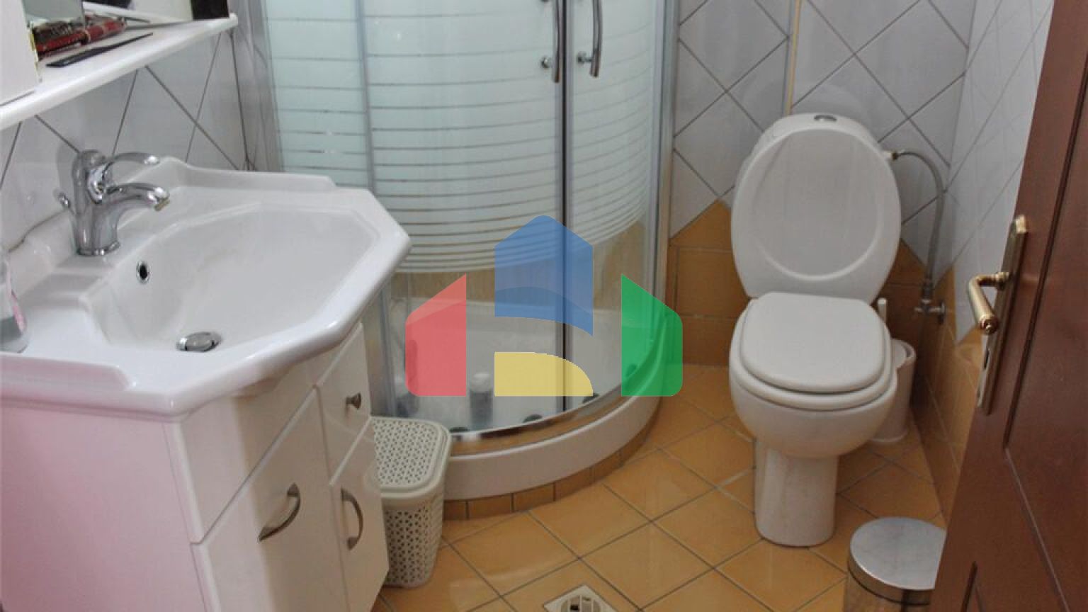 Продаж - Котедж 320 m² на Олімпійській Рив'єрі