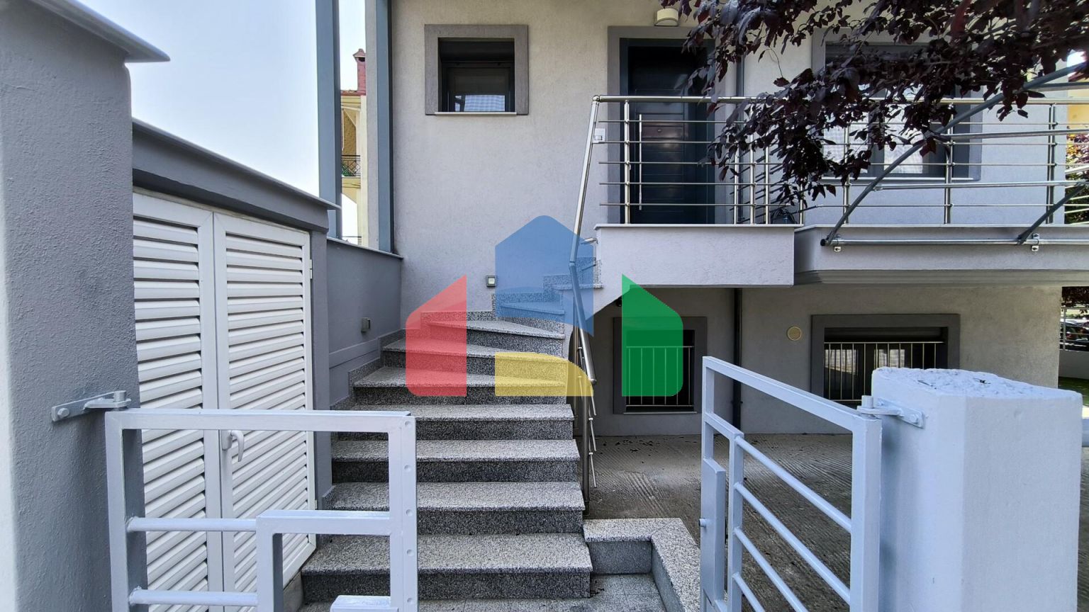 Продажа - Коттедж 220 m² на Олимпийской Ривьере