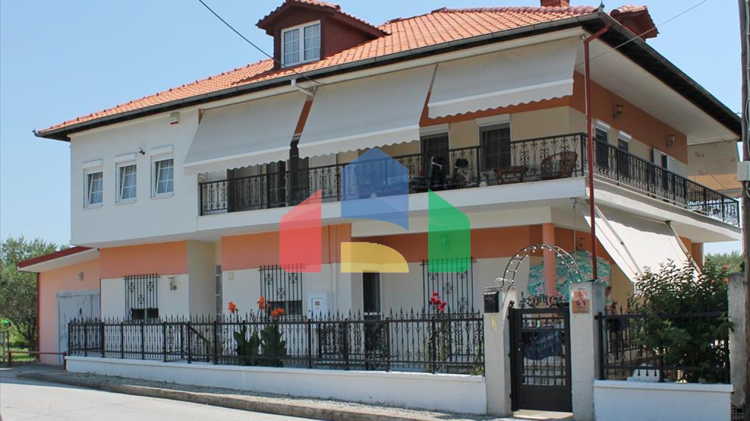 Продажа - Коттедж 357 m² на Олимпийской Ривьере