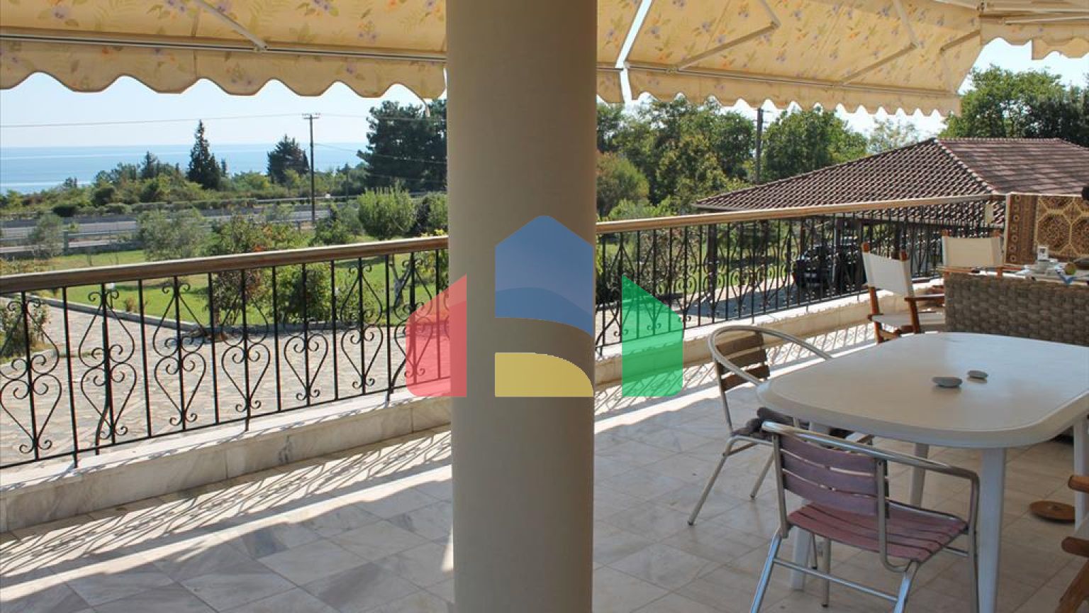 Продажа - Вилла 400 m² на Олимпийской Ривьере