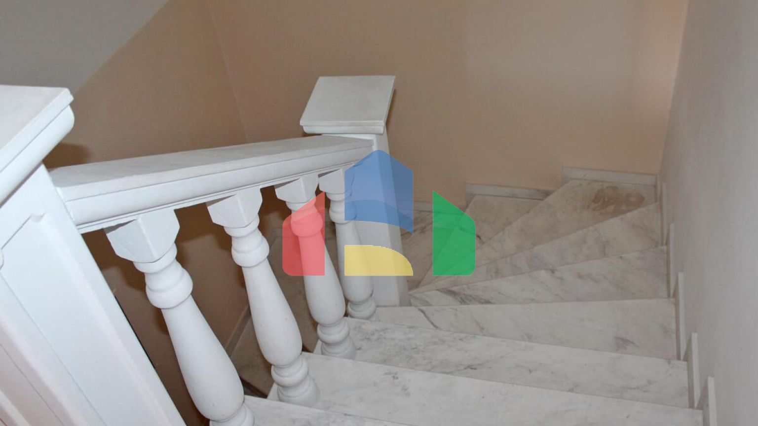 Продажа - Коттедж 300 m² на Олимпийской Ривьере