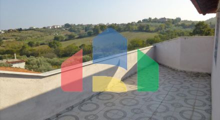 Продажа - Вилла 300 m² на Олимпийской Ривьере