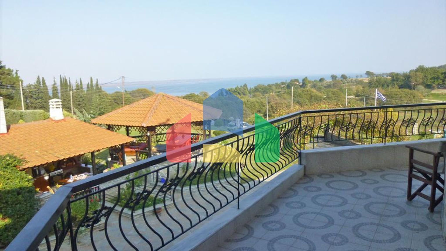 Продажа - Вилла 300 m² на Олимпийской Ривьере