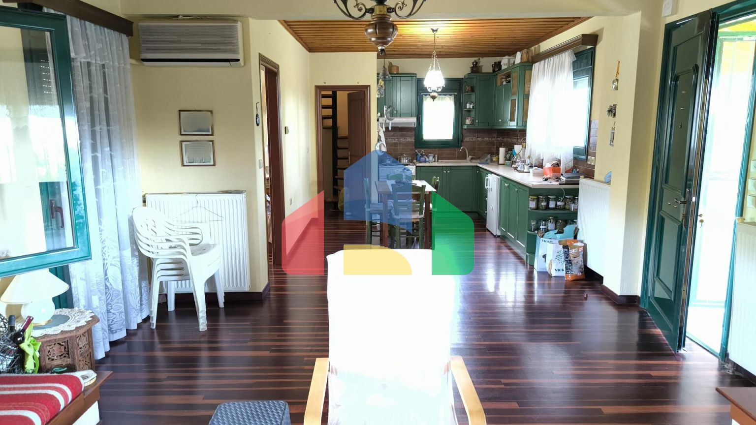 Продаж - Котедж 225 m² на Олімпійській Рив'єрі