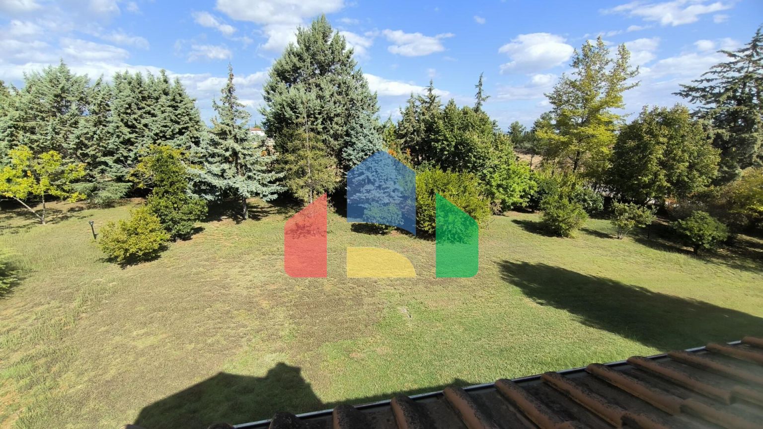 Продаж - Котедж 225 m² на Олімпійській Рив'єрі