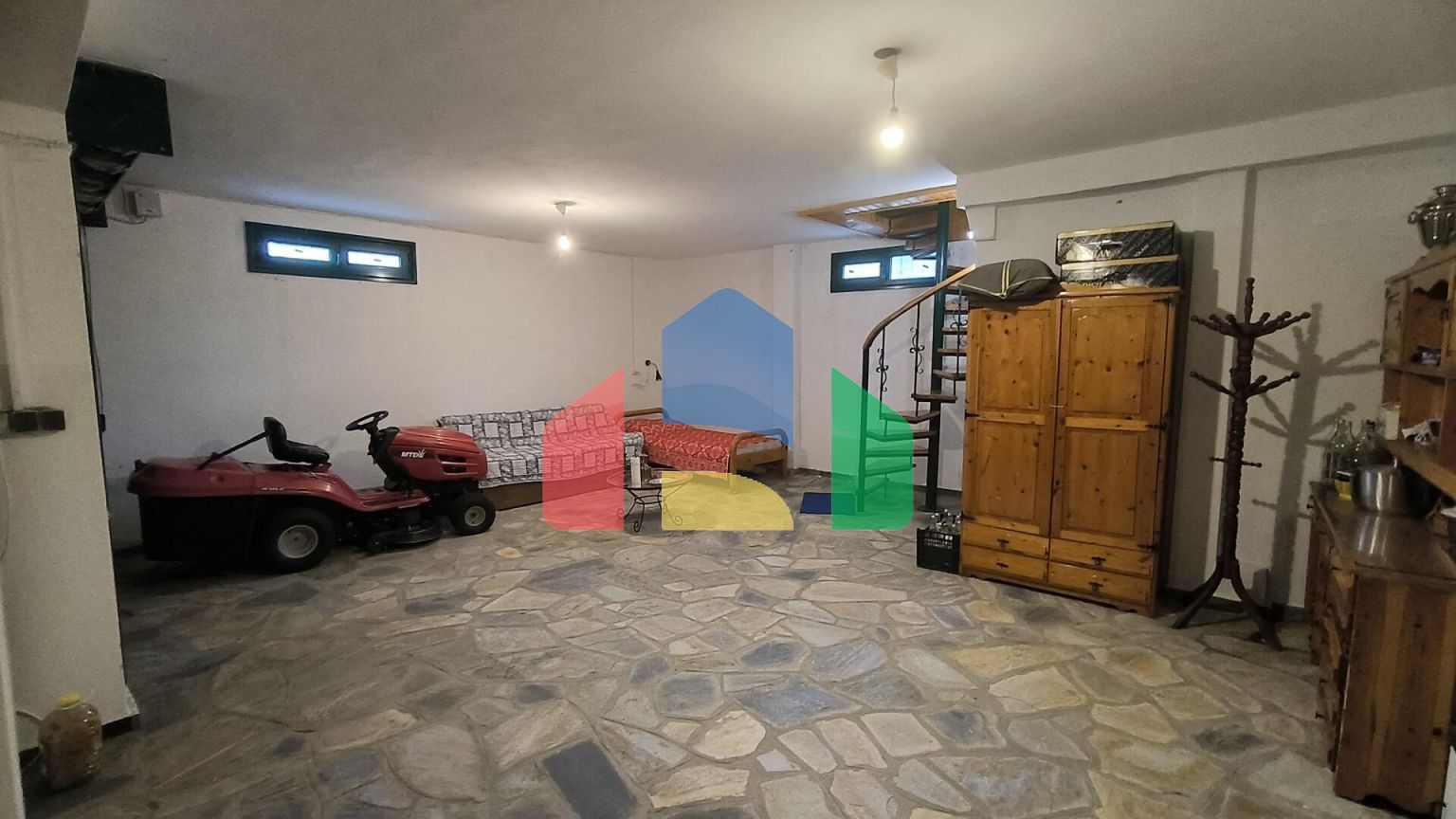 Продаж - Котедж 225 m² на Олімпійській Рив'єрі