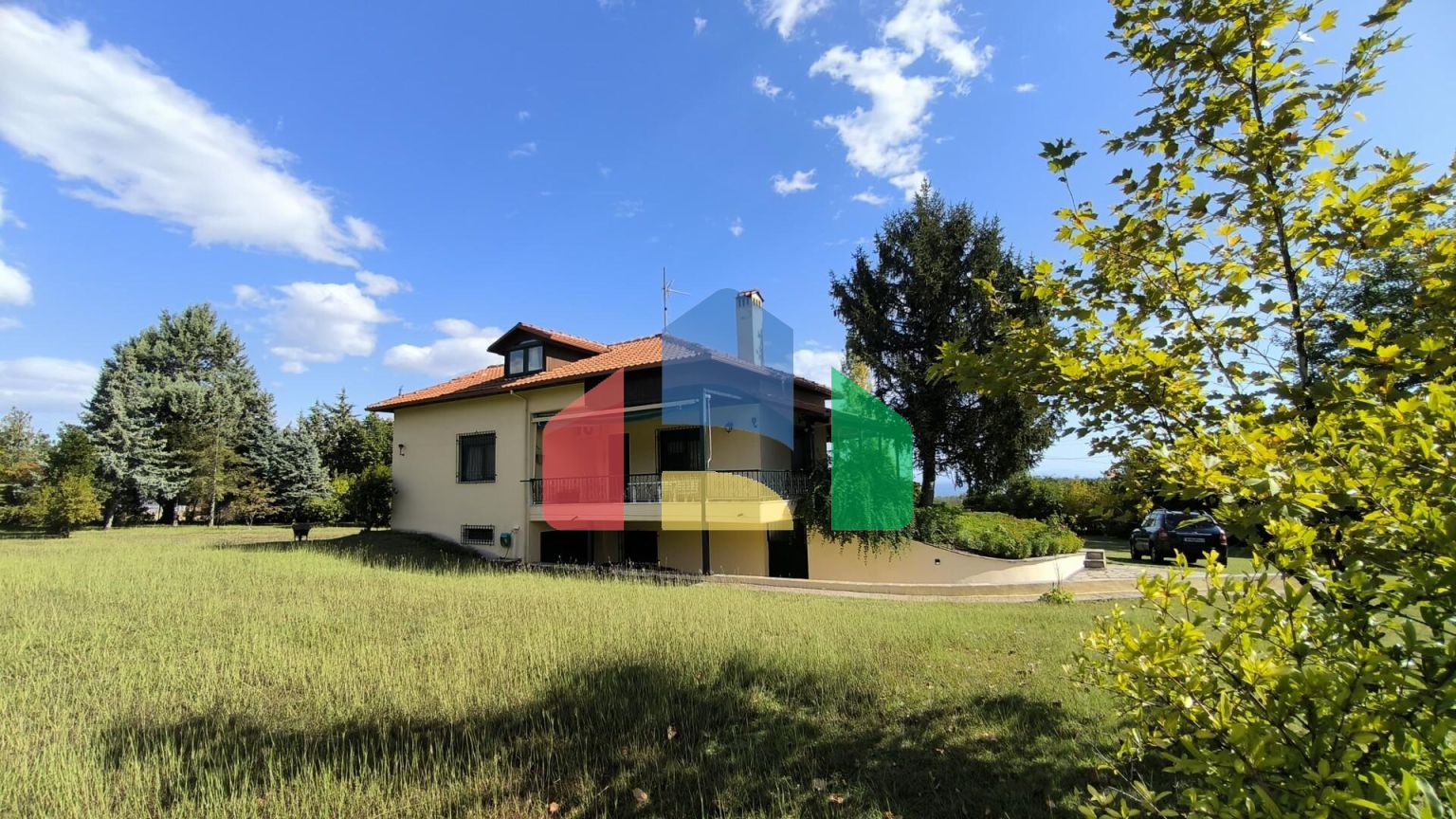 Продаж - Котедж 225 m² на Олімпійській Рив'єрі