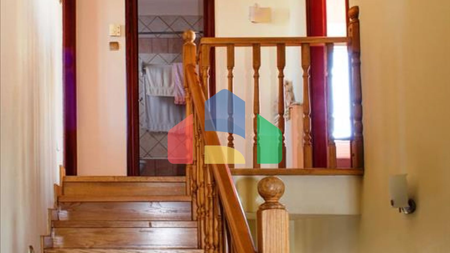 Продажа - Коттедж 300 m² на Олимпийской Ривьере