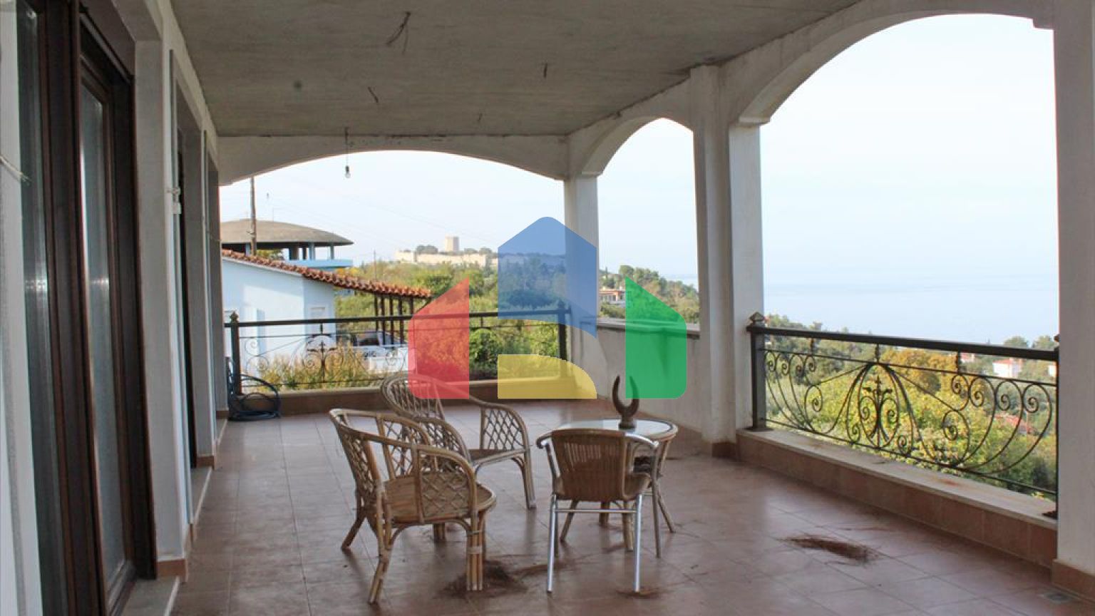 Продажа - Вилла 500 m² на Олимпийской Ривьере