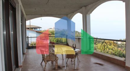 Продажа - Вилла 500 m² на Олимпийской Ривьере Продажа - Вилла 500 m² на Олимпийской Ривьере