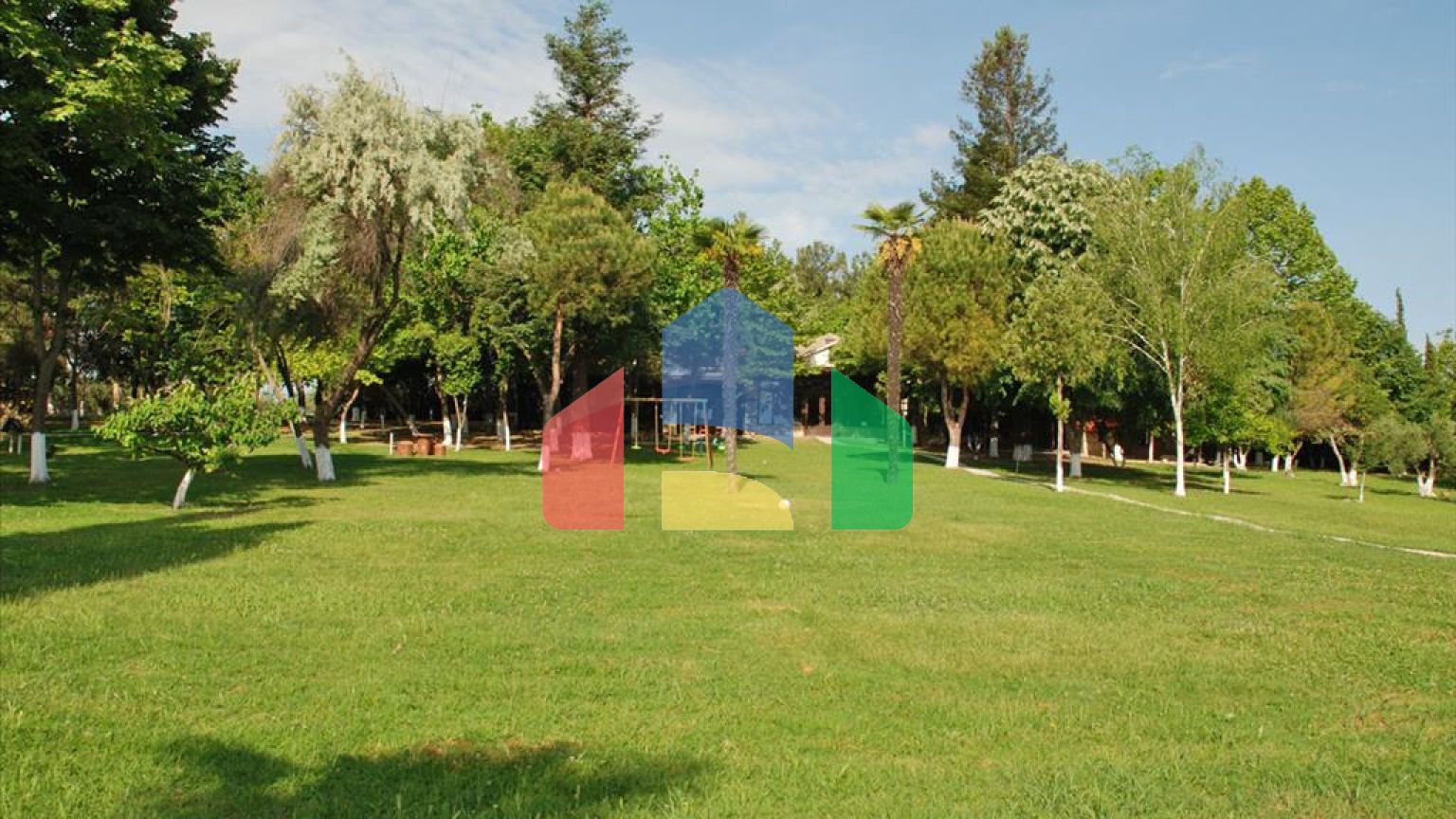 Продаж - Вілла 285 m² на Олімпійській Рив'єрі