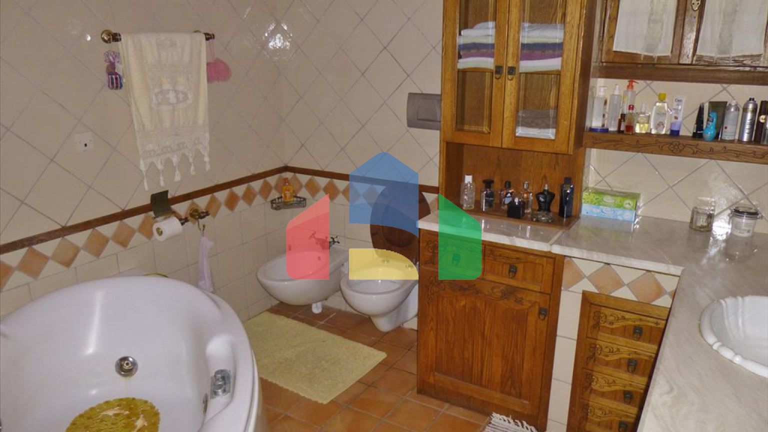 Продаж - Вілла 285 m² на Олімпійській Рив'єрі