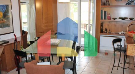 Продажа - Вилла 550 m² на Олимпийской Ривьере Продажа - Вилла 550 m² на Олимпийской Ривьере