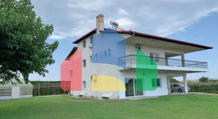 For Sale - Detached house 519 m² on the Olympic Coast
