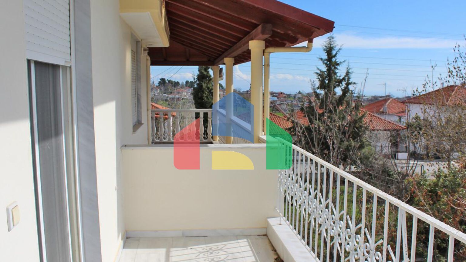 Продажа - Коттедж 500 m² на Олимпийской Ривьере