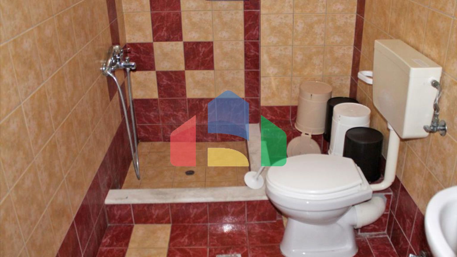 Продаж - Готель 650 m² на Олімпійській Рив'єрі