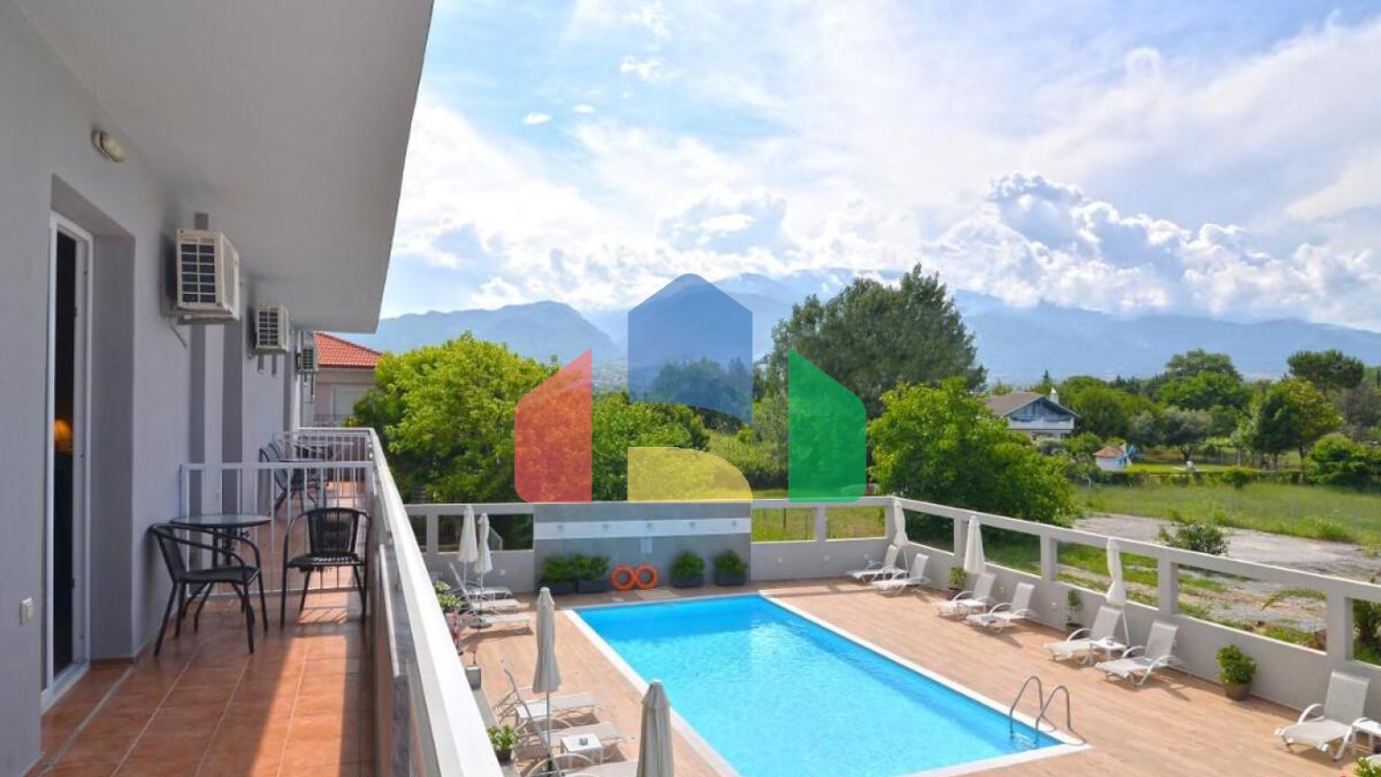 Продажа - Гостиница 720 m² на Олимпийской Ривьере