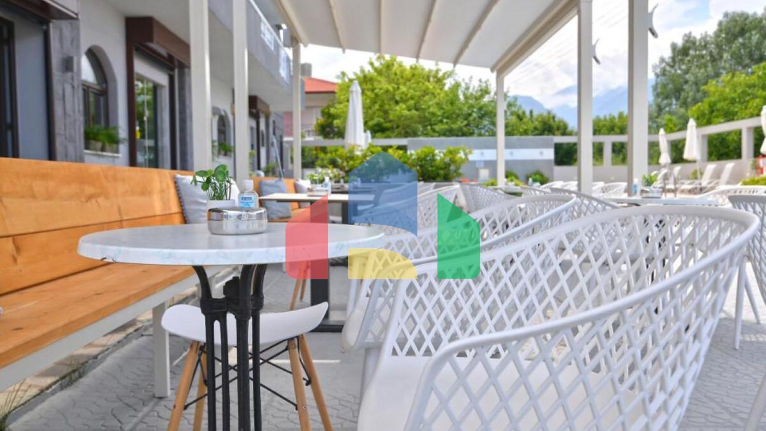 Продажа - Гостиница 720 m² на Олимпийской Ривьере