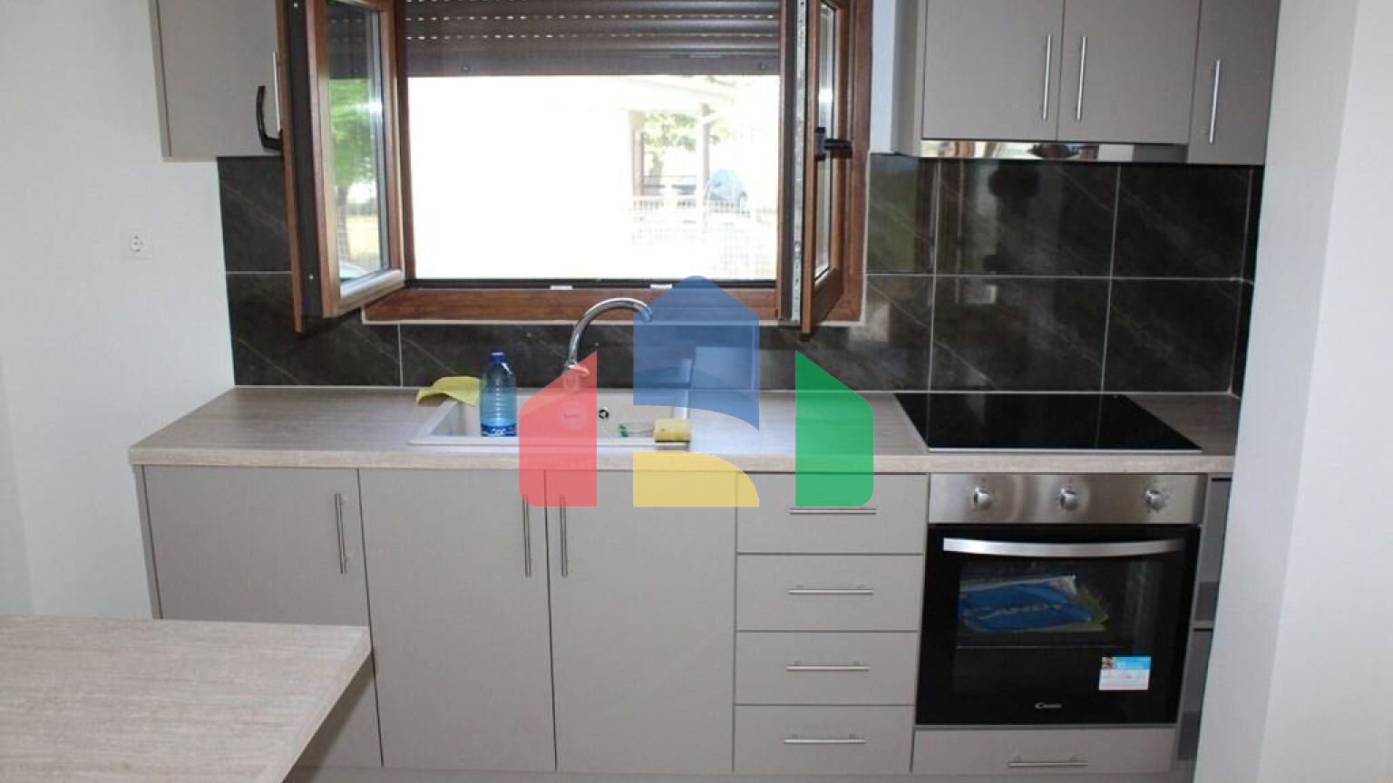 Продажа - Здание 300 m² на Олимпийской Ривьере