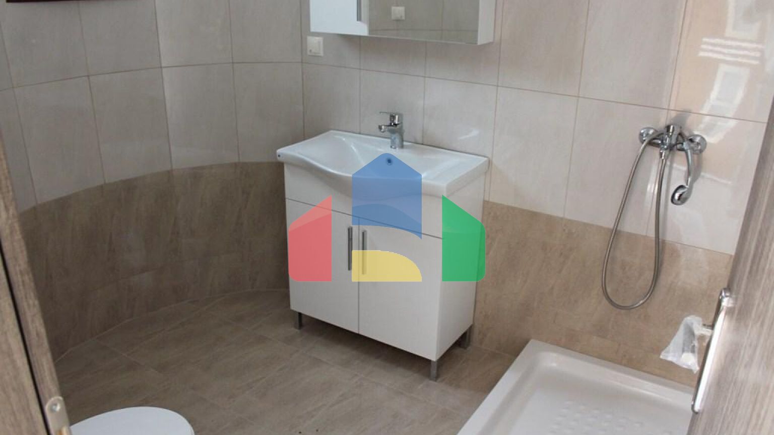 Продажа - Здание 300 m² на Олимпийской Ривьере