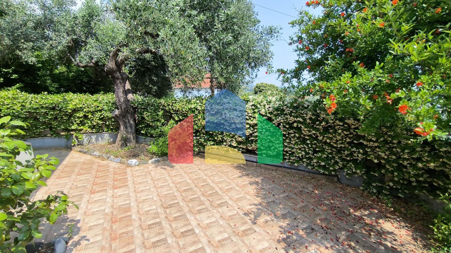 Продажа - Таунхаус 80 m² на Олимпийской Ривьере