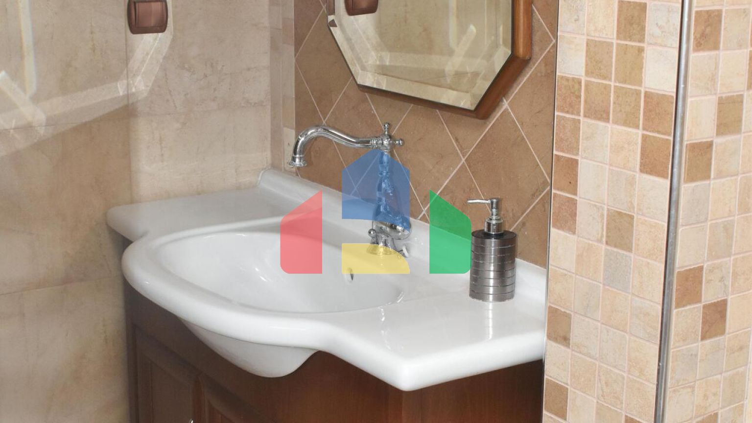 Продаж - Таунхаус 280 m² на Олімпійській Рив'єрі