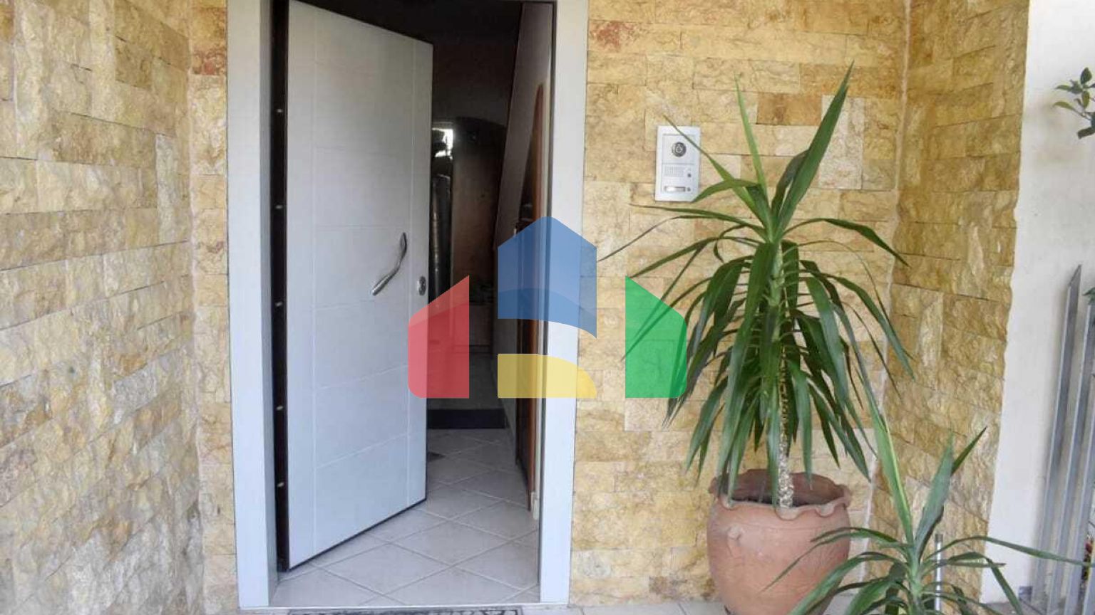 Продаж - Таунхаус 280 m² на Олімпійській Рив'єрі