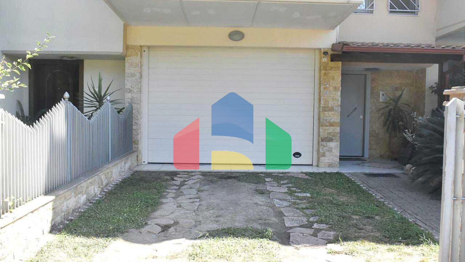 Продаж - Таунхаус 280 m² на Олімпійській Рив'єрі