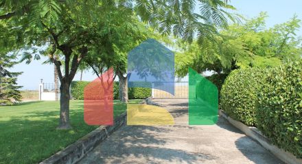 Продажа - Вилла 440 m² на Олимпийской Ривьере Продажа - Вилла 440 m² на Олимпийской Ривьере