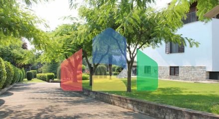 Продажа - Вилла 440 m² на Олимпийской Ривьере Продажа - Вилла 440 m² на Олимпийской Ривьере