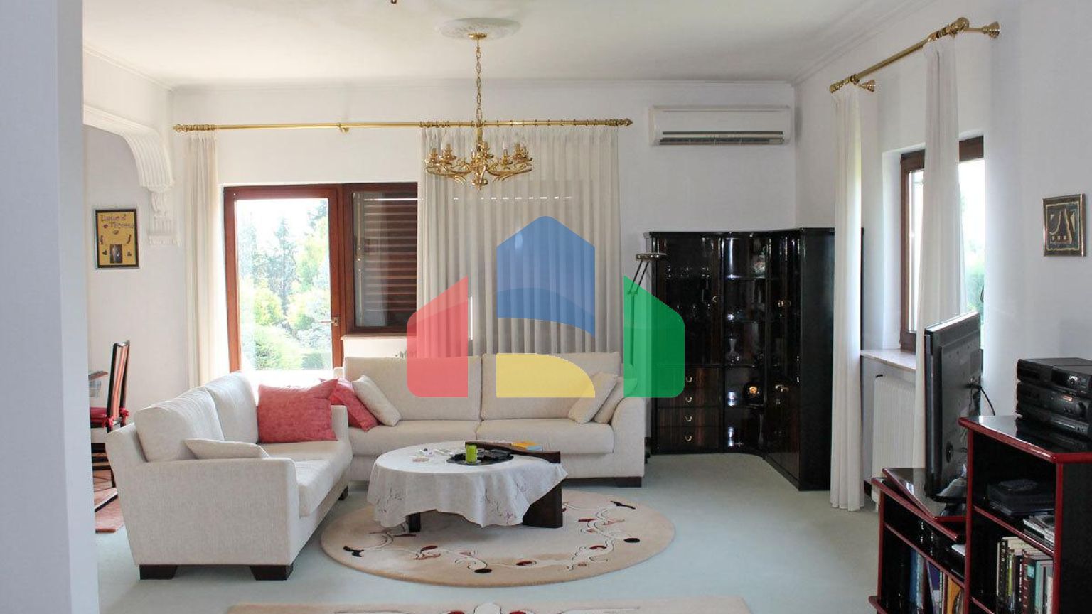 Продажа - Вилла 440 m² на Олимпийской Ривьере