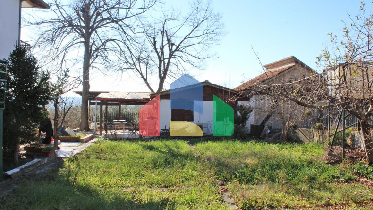 Продажа - Коттедж 320 m² на Олимпийской Ривьере