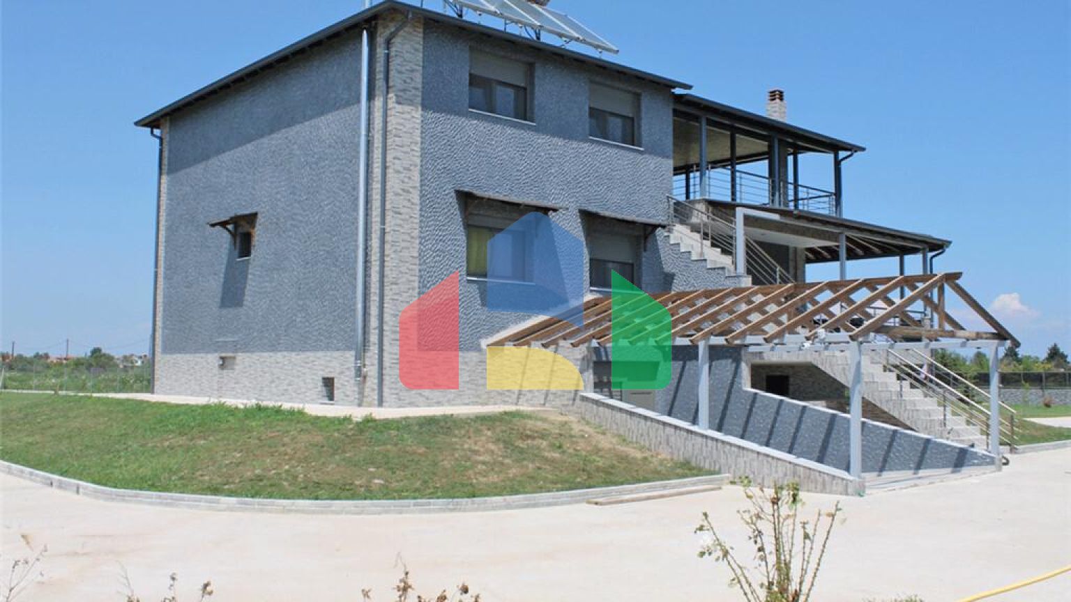 Продажа - Вилла 360 m² на Олимпийской Ривьере