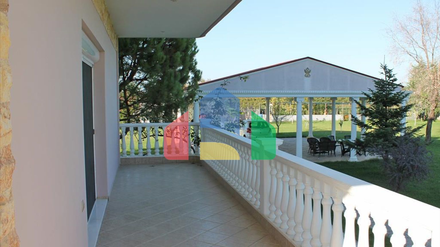 Продаж - Котедж 670 m² на Олімпійській Рив'єрі