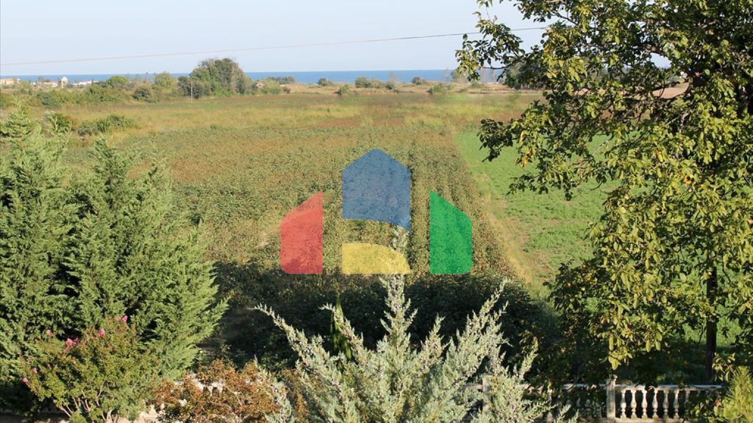 Продаж - Котедж 670 m² на Олімпійській Рив'єрі