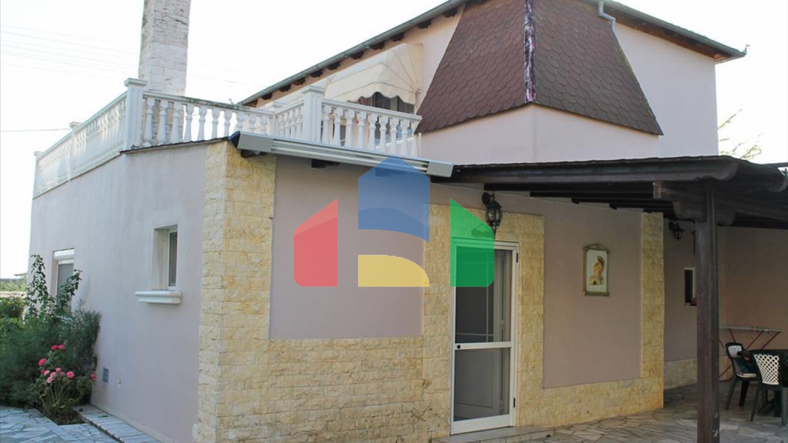 Продаж - Котедж 670 m² на Олімпійській Рив'єрі