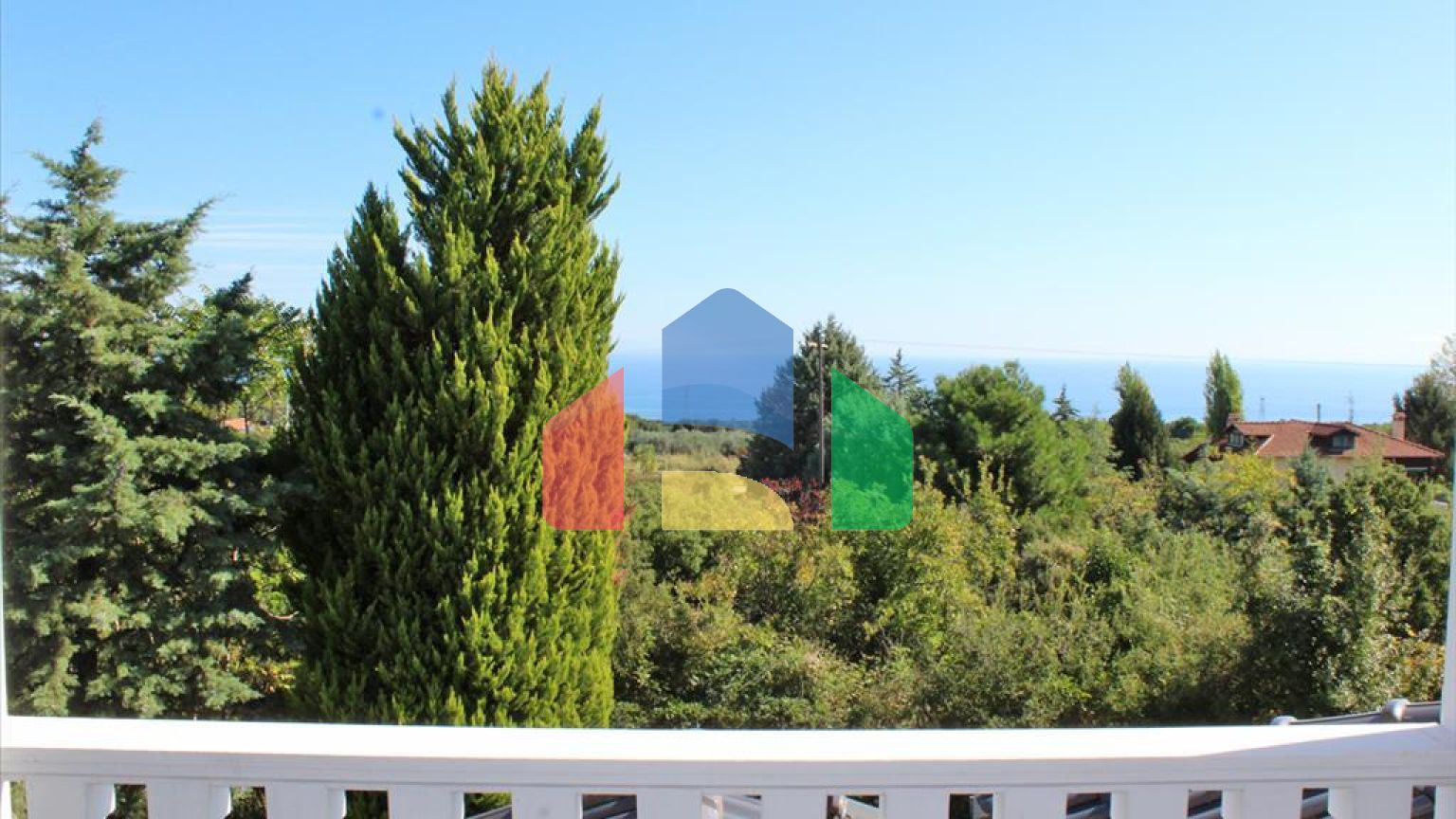 Продаж - Котедж 430 m² на Олімпійській Рив'єрі