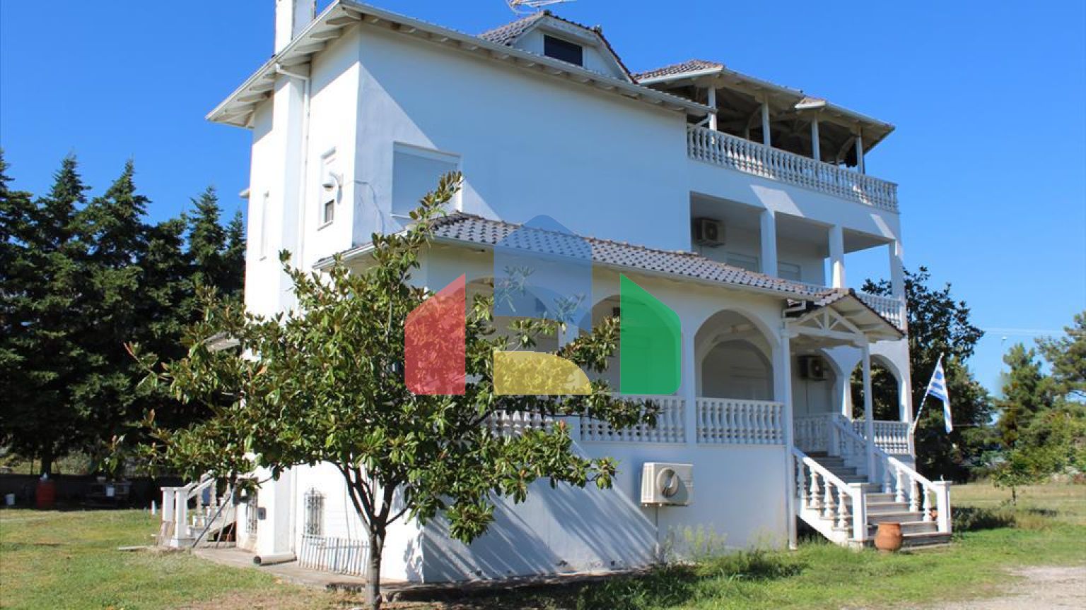 Продаж - Котедж 430 m² на Олімпійській Рив'єрі