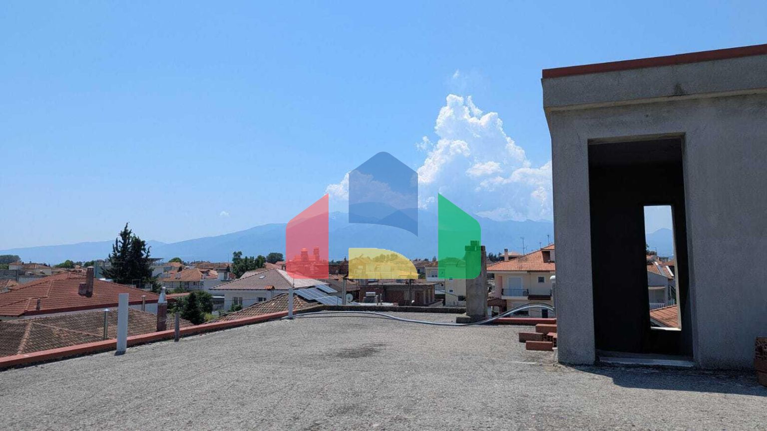 Продаж - Таунхаус 230 m² на Олімпійській Рив'єрі