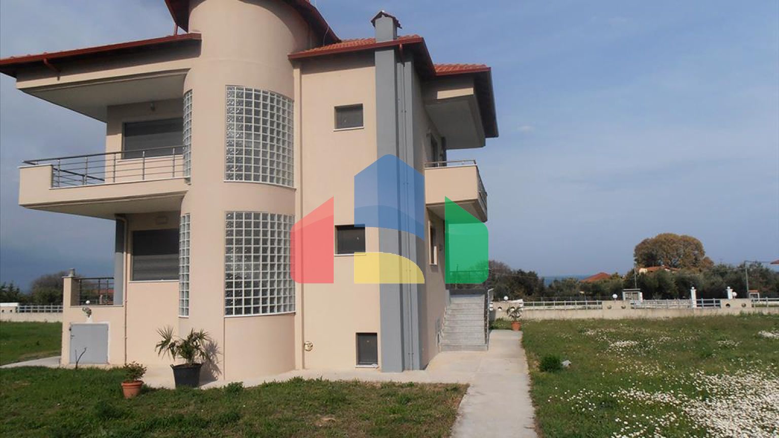 Продажа - Коттедж 240 m² на Олимпийской Ривьере