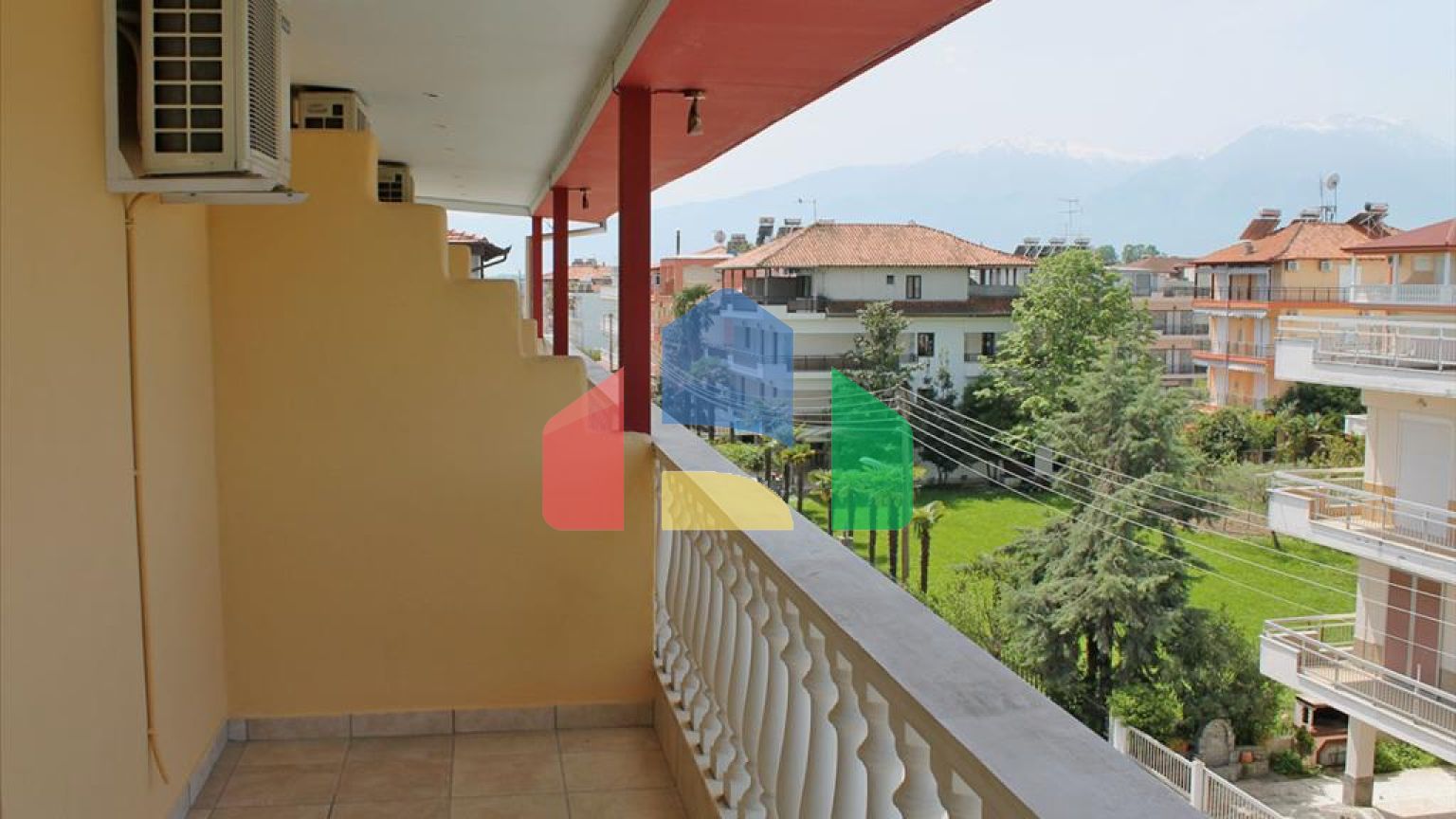 Продаж - Готель 800 m² на Олімпійській Рив'єрі