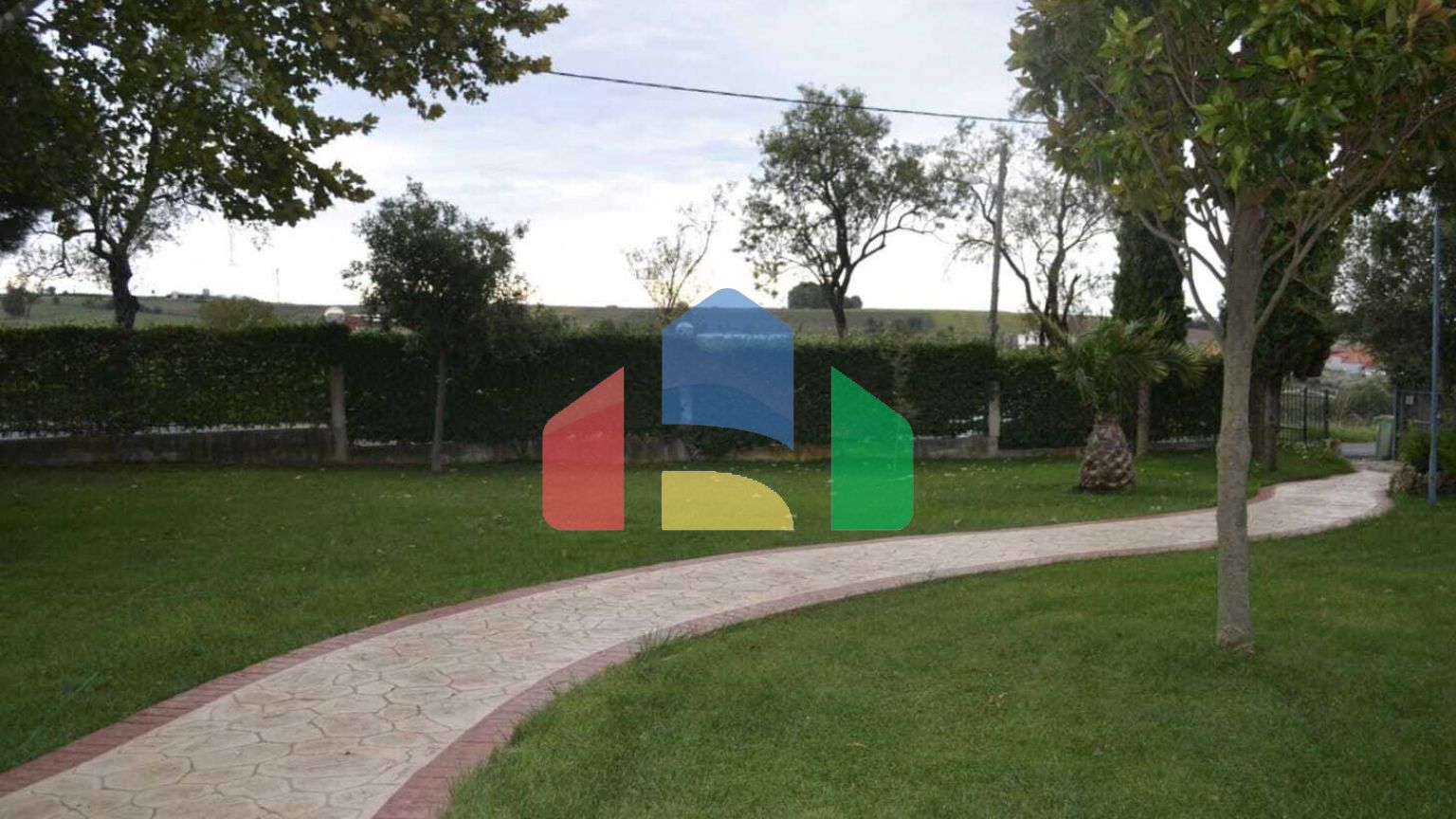 Продажа - Коттедж 378 m² на Олимпийской Ривьере