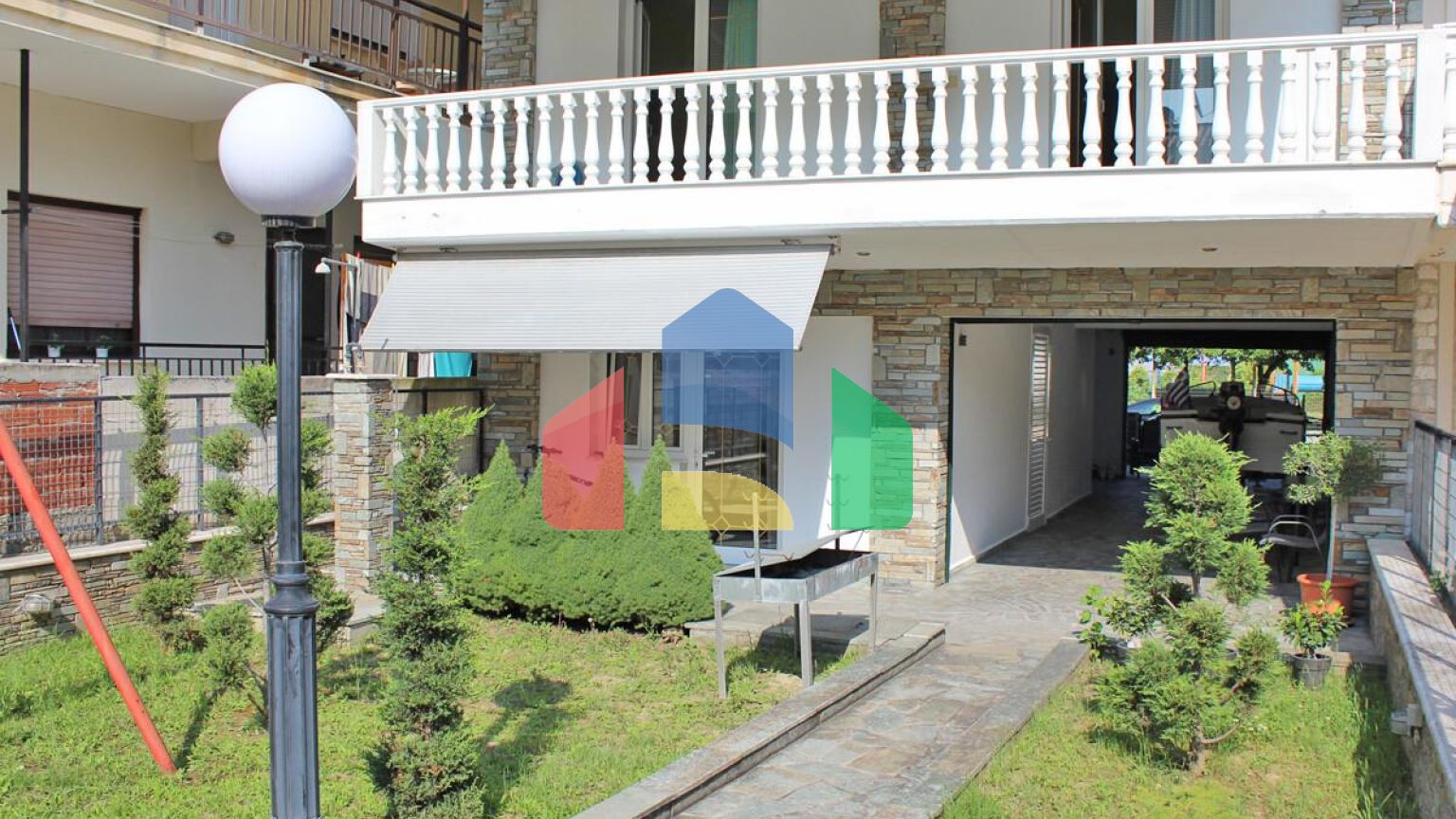 Продаж - Будівля 300 m² на Олімпійській Рив'єрі