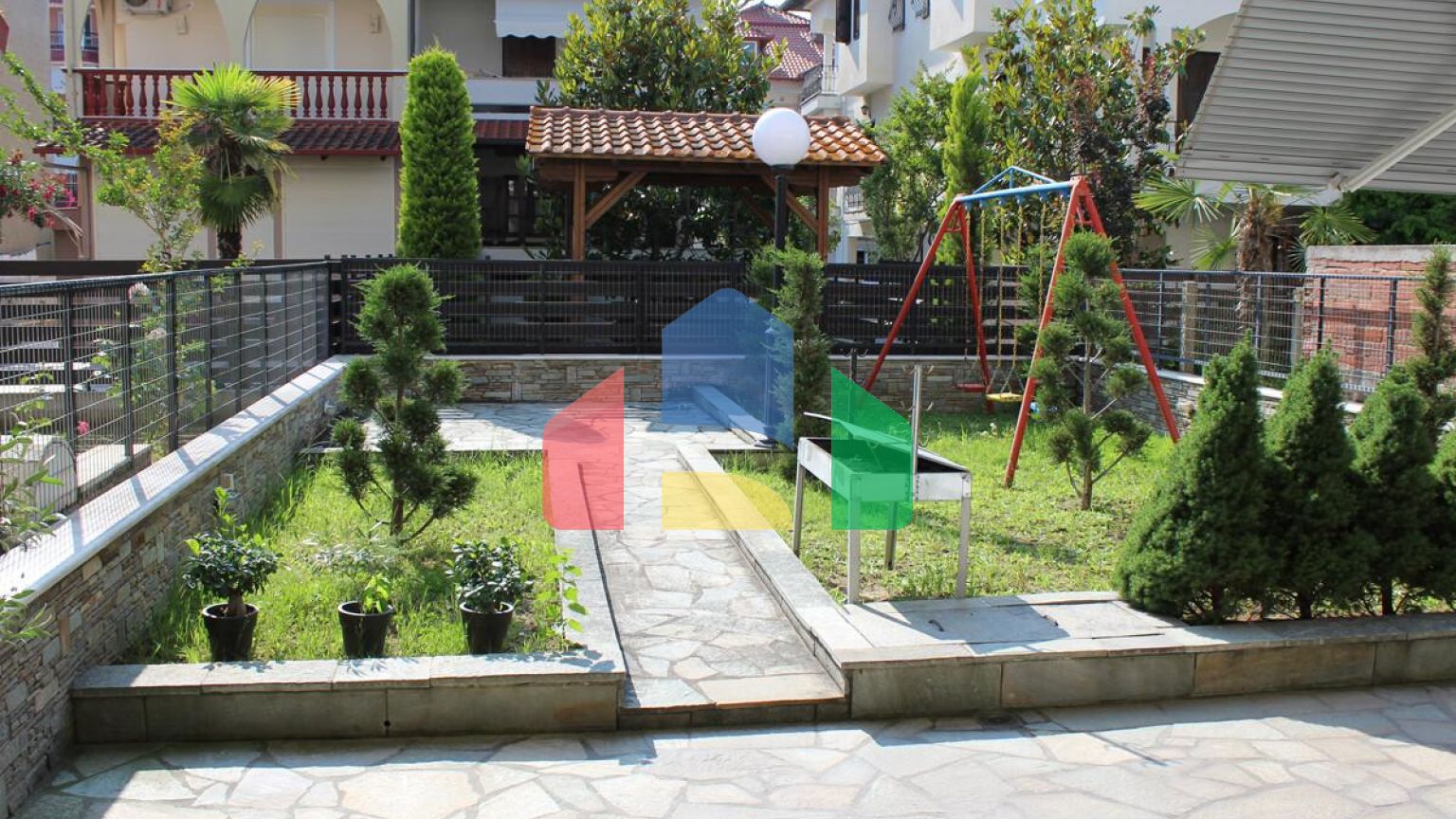 Продаж - Будівля 300 m² на Олімпійській Рив'єрі