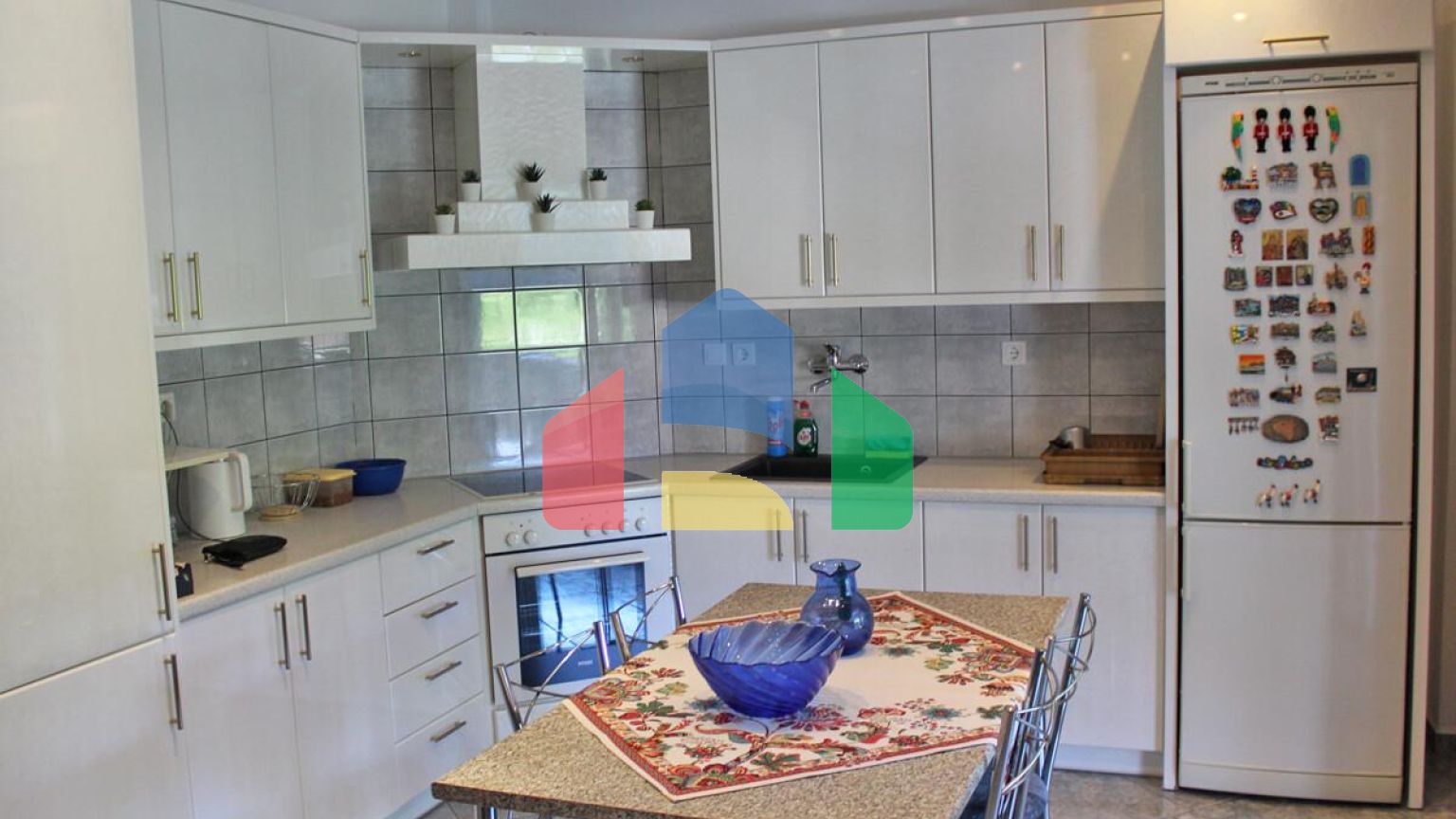 Продаж - Будівля 300 m² на Олімпійській Рив'єрі