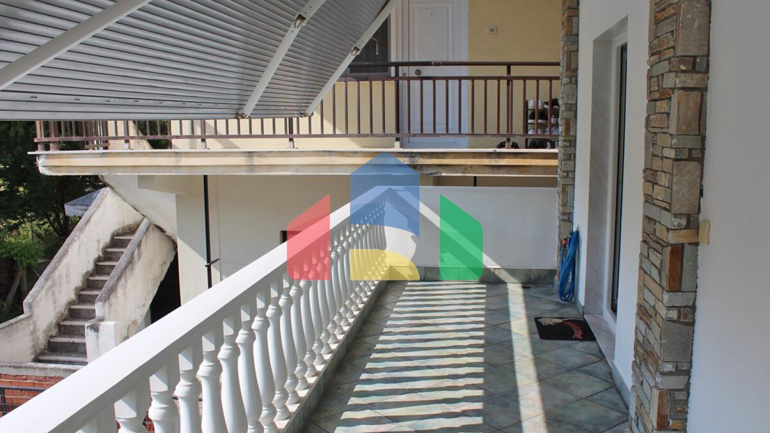 Продаж - Будівля 300 m² на Олімпійській Рив'єрі